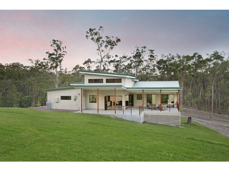 Lot 215 Wuraga Road, Bahrs Scrub QLD 4207