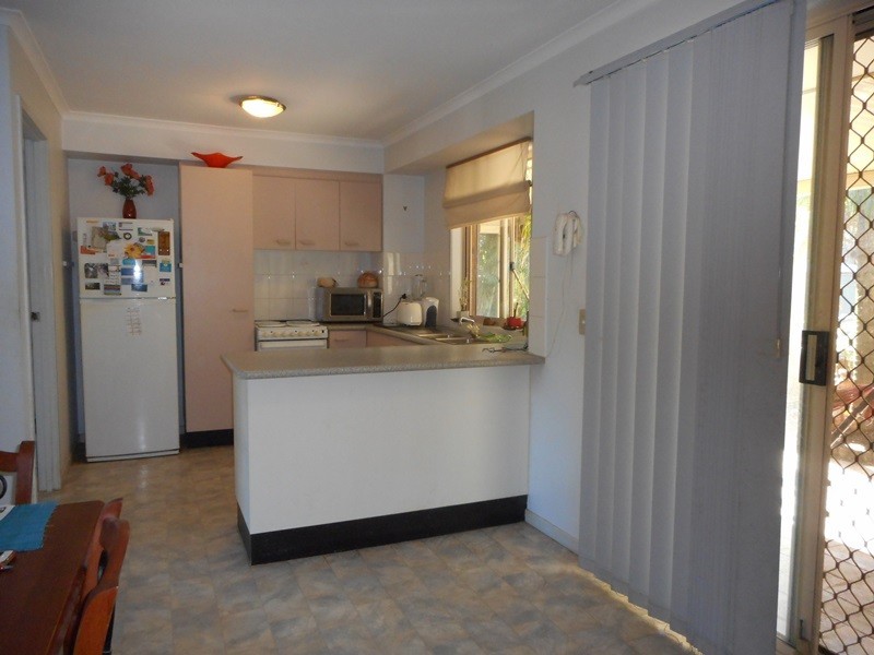 99 Castile Cres, Edens Landing QLD 4207