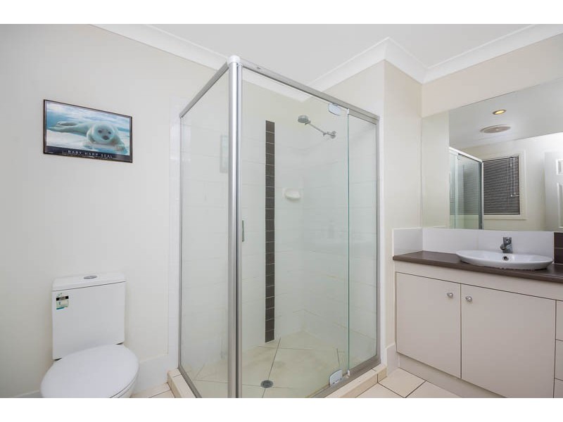 23 Skyline Cct, Windaroo QLD 4207