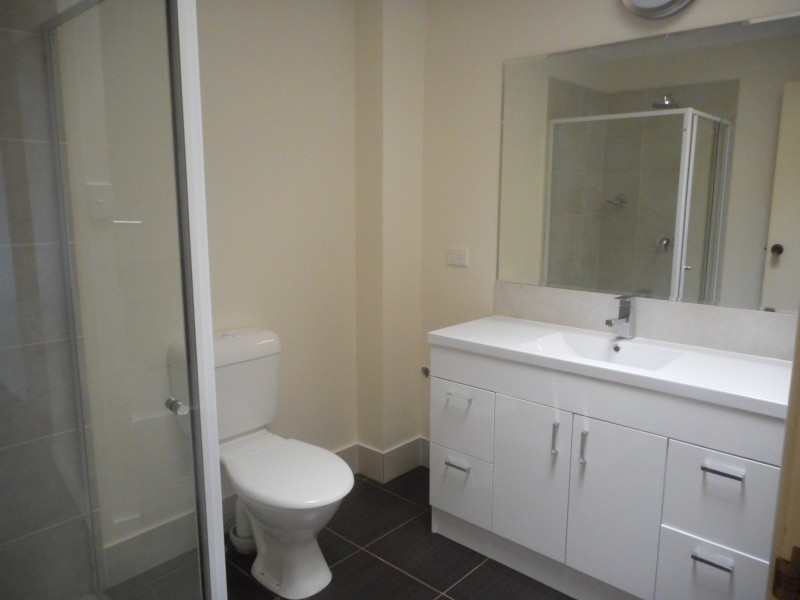 14/1 Delanty Crt, Edens Landing QLD 4207