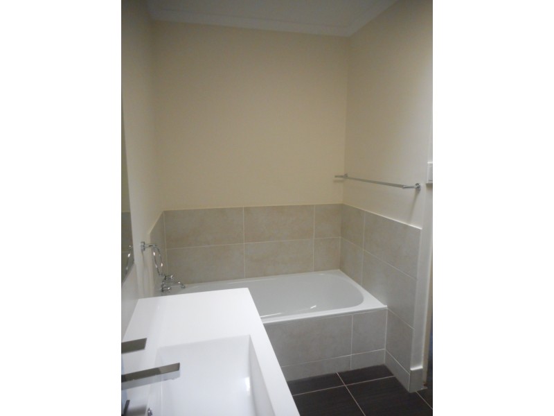 14/1 Delanty Crt, Edens Landing QLD 4207