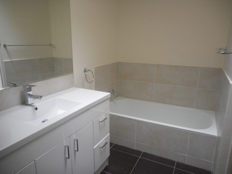 14/1 Delanty Crt, Edens Landing QLD 4207