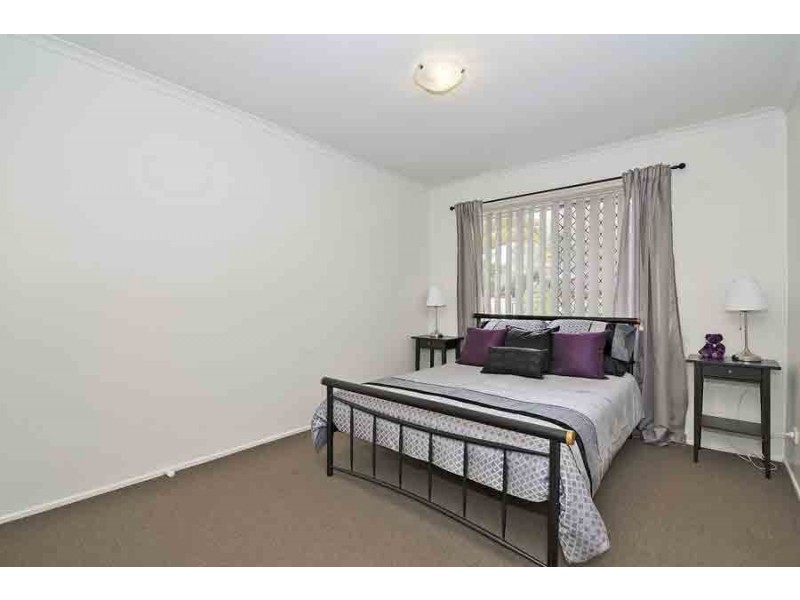 6 Pearce Crt, Eagleby QLD 4207