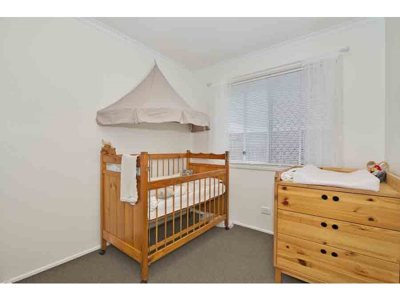 6 Pearce Crt, Eagleby QLD 4207