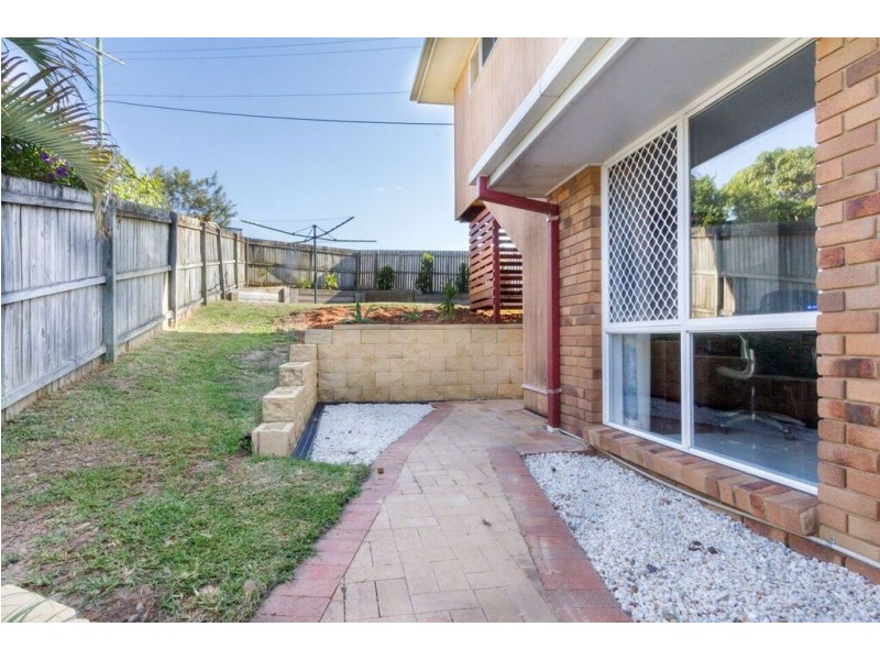 8 Kuter Court, Edens Landing QLD 4207
