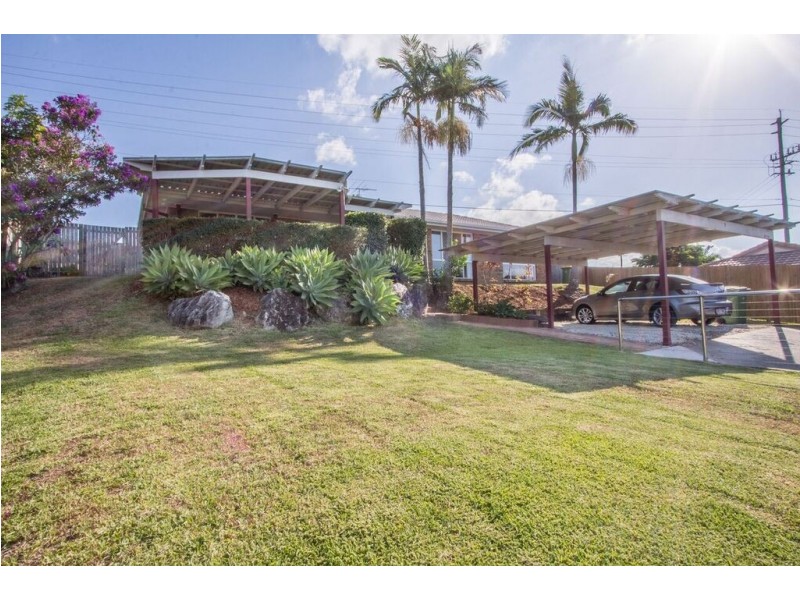 8 Kuter Court, Edens Landing QLD 4207