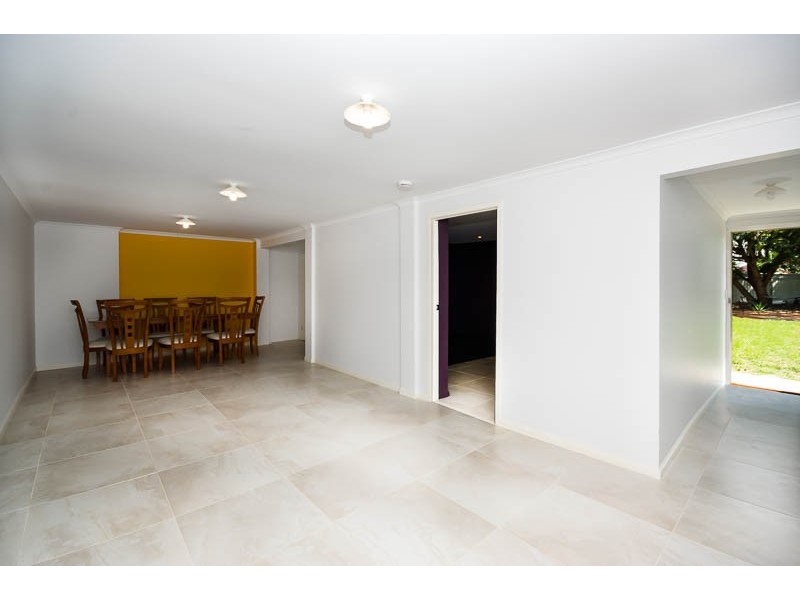 16 Winton Place, Beenleigh QLD 4207