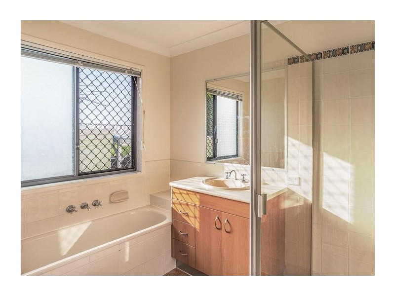 15 Fairfax Ave, Bethania QLD 4205