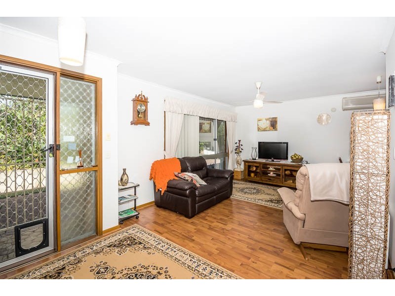 11 Kirkstall Street, Holmview QLD 4207