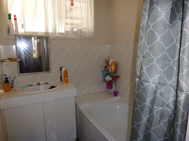 56 Sunscape Drive, Eagleby QLD 4207