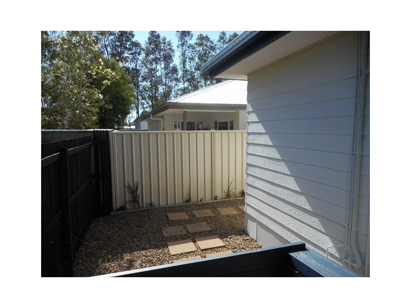 20 Palm Court, Palm Lake Resort, Bethania QLD 4205