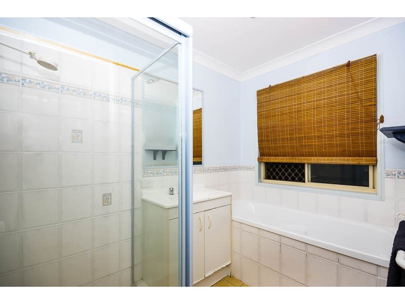 1 William Nixon Way, Edens Landing QLD 4207