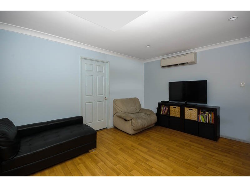 1 William Nixon Way, Edens Landing QLD 4207