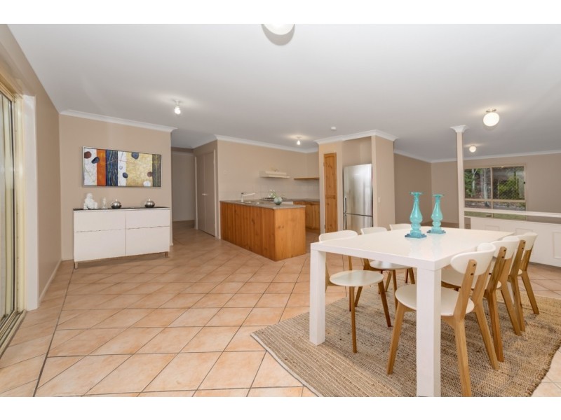 20 Chatfield Street, Edens Landing QLD 4207