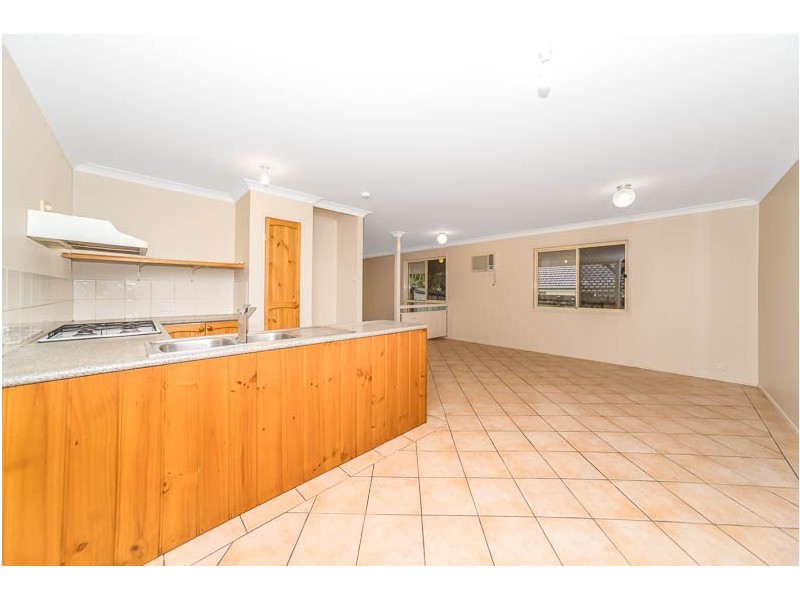 20 Chatfield Street, Edens Landing QLD 4207