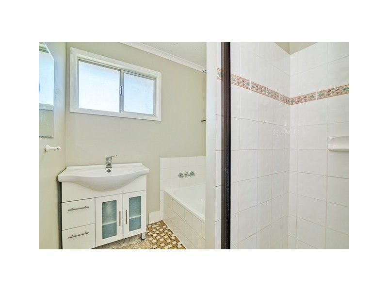 12 Tralee Rd, Eagleby QLD 4207