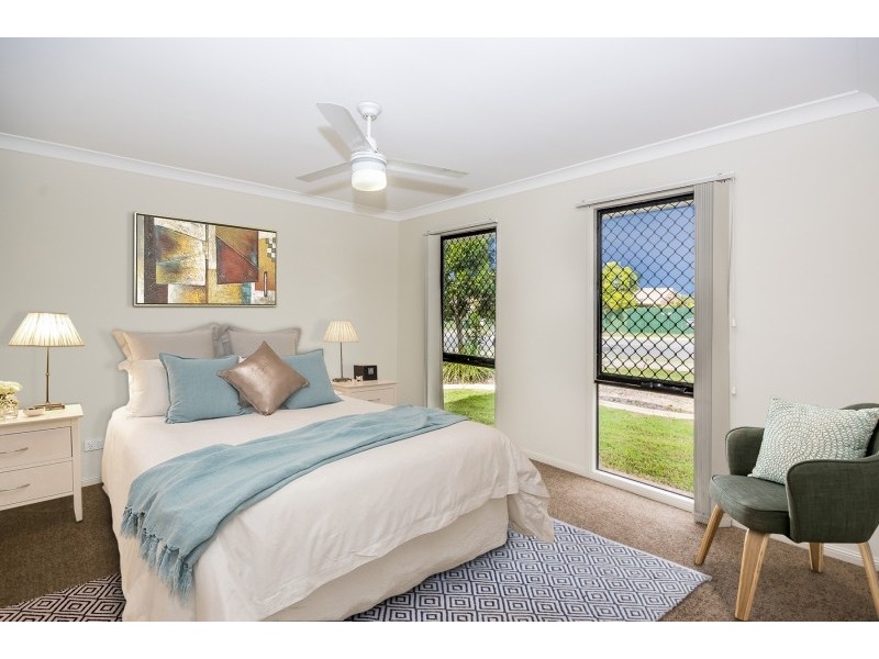 239 Herses Rd, Eagleby QLD 4207
