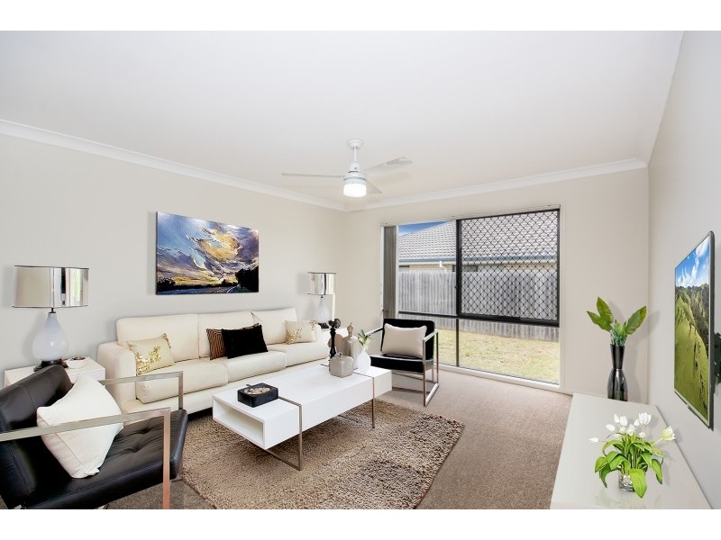 239 Herses Rd, Eagleby QLD 4207