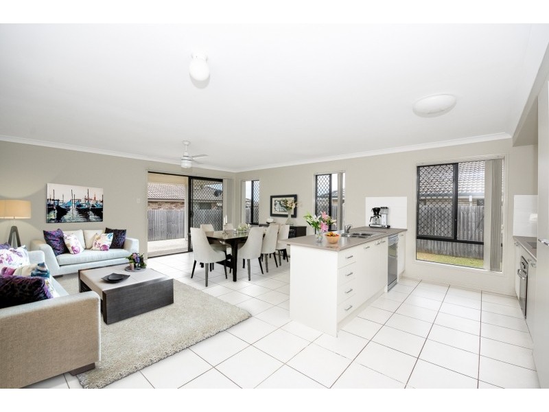 239 Herses Rd, Eagleby QLD 4207