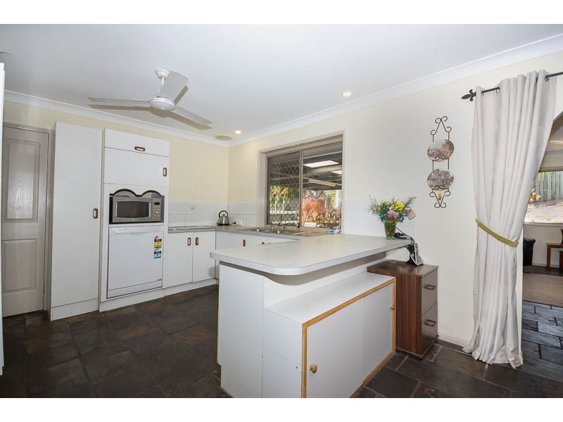 190 Castile Cres, Edens Landing QLD 4207