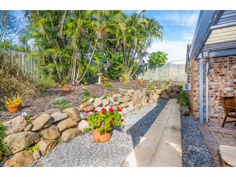190 Castile Cres, Edens Landing QLD 4207
