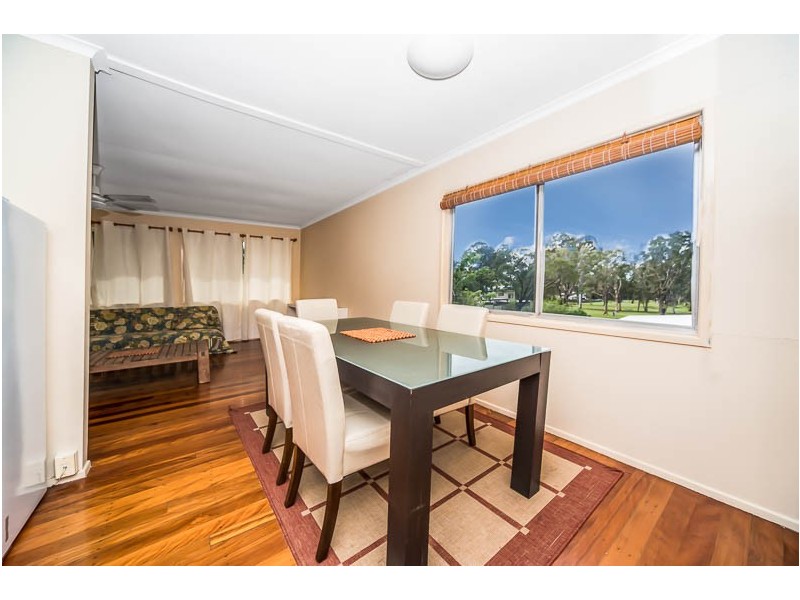 24 Tweedland Cres, Beenleigh QLD 4207