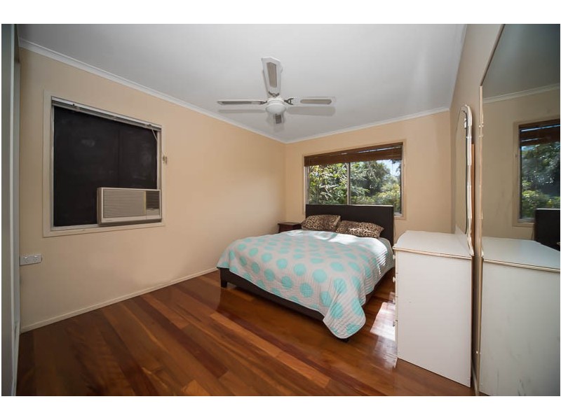 24 Tweedland Cres, Beenleigh QLD 4207