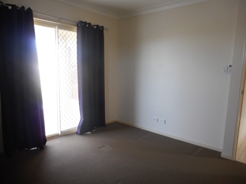 3 Kanimbla St, Holmview QLD 4207