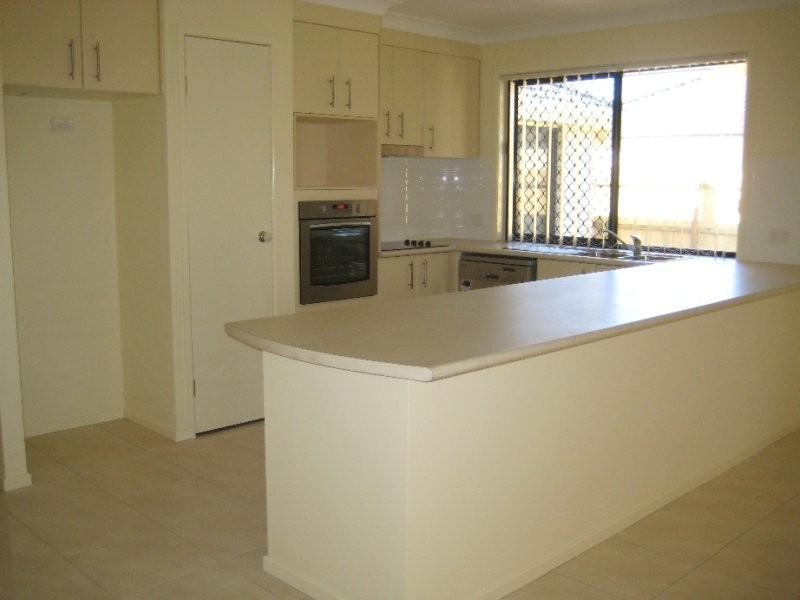 14 Lakeland Court, Loganholme QLD 4129
