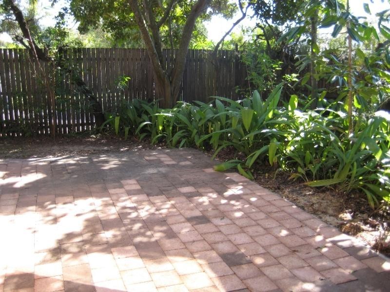 8/30 Pintu Drive, Tanah Merah QLD 4128