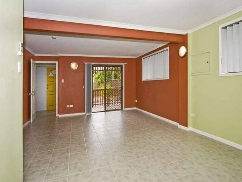 23 Jamberoo Street, Springwood QLD 4127