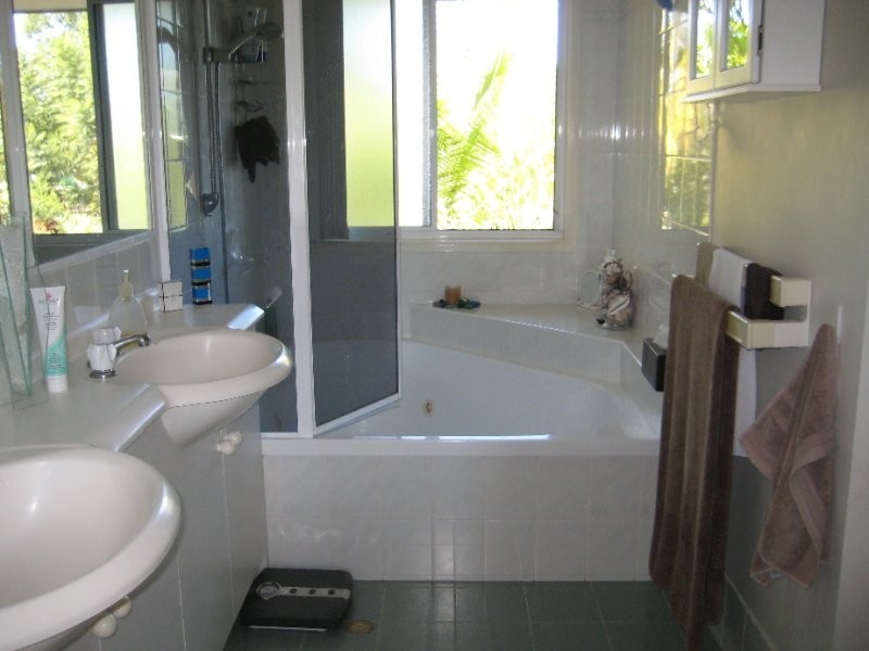 8/8 Peninsula Avenue, Cornubia QLD 4130