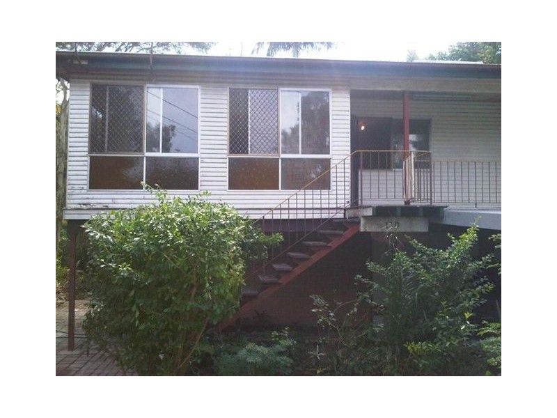 110 Station Rd, Loganlea QLD 4131