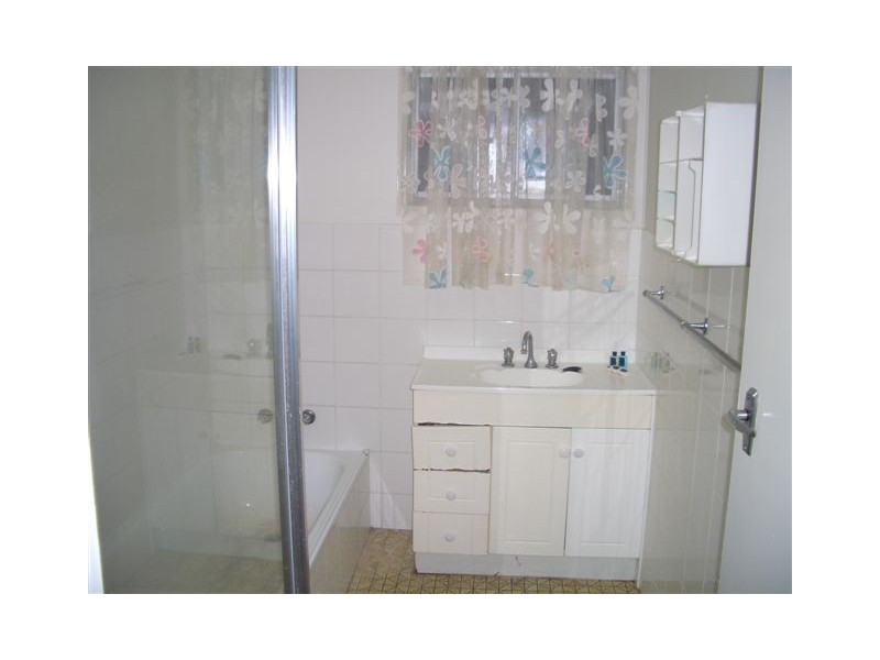 110 Station Rd, Loganlea QLD 4131