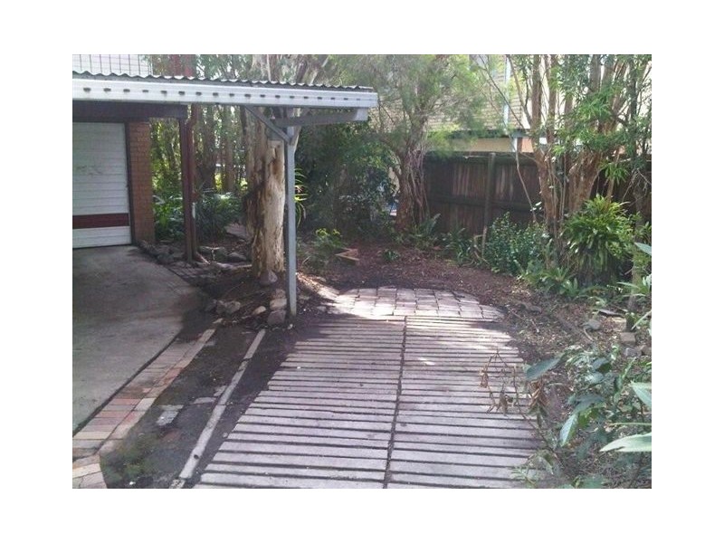 110 Station Rd, Loganlea QLD 4131