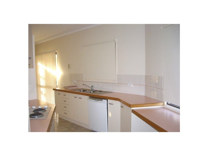 84 Shailer Rd, Shailer Park QLD 4128