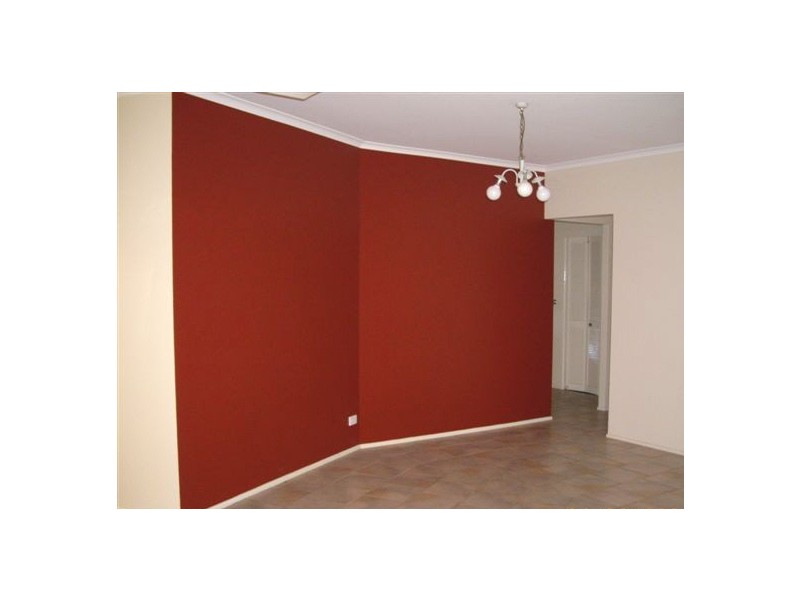 84 Shailer Rd, Shailer Park QLD 4128