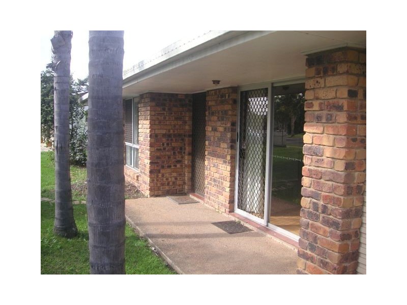 31 Brentwood Dr, Daisy Hill QLD 4127