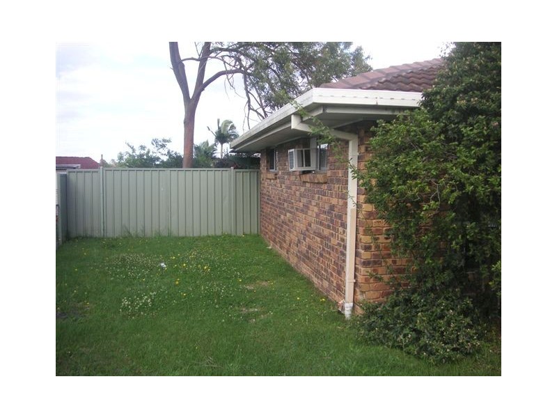 31 Brentwood Dr, Daisy Hill QLD 4127