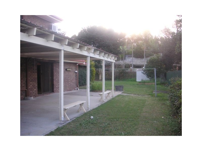 1 Bera Crt, Shailer Park QLD 4128