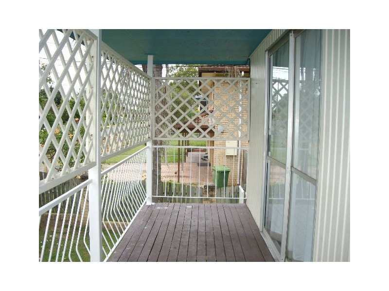 11 Garnett St, Slacks Creek QLD 4127