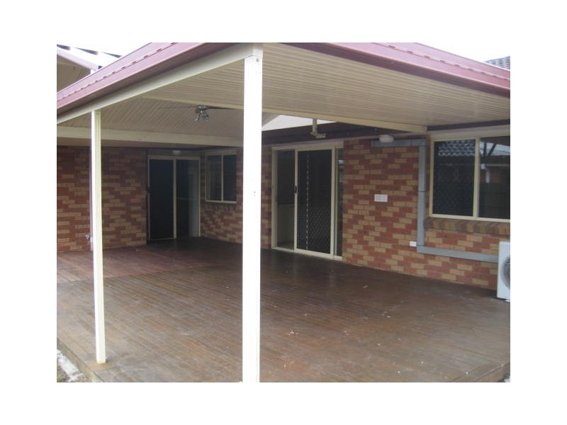 17 St. Andrews Dr, Cornubia QLD 4130