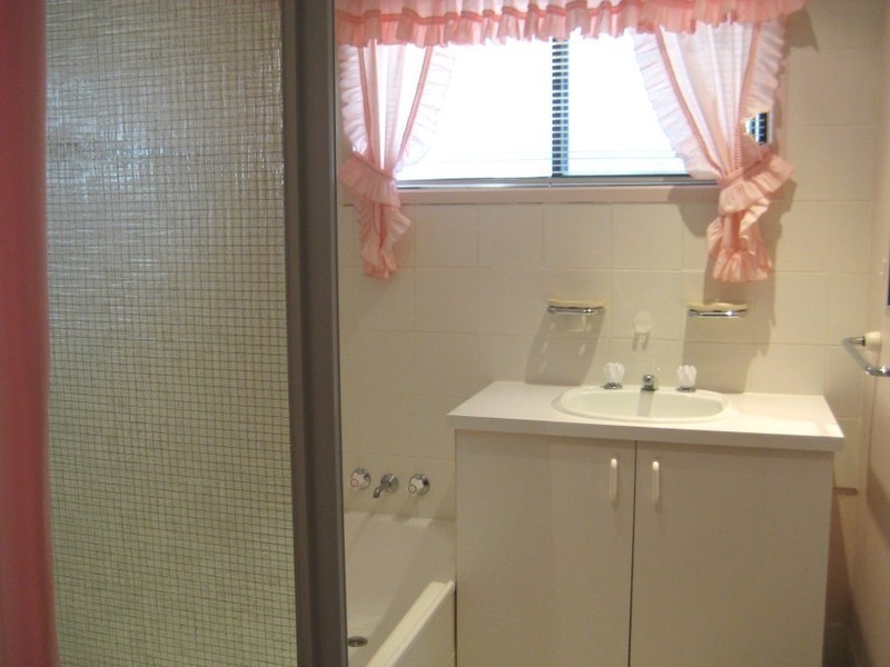 374 Springwood Road, Springwood QLD 4127