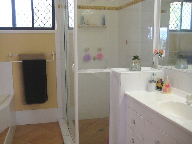 21 Kana Crescent, Slacks Creek QLD 4127