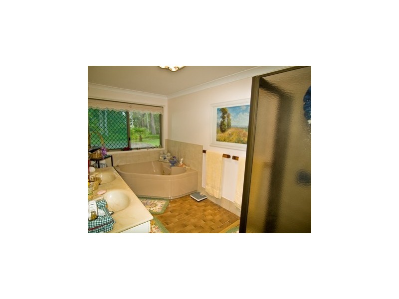 229  Teviot Rd, Carbrook QLD 4130