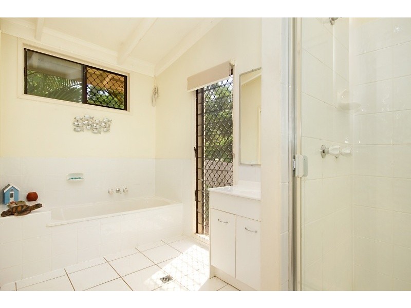 2/33 Saverin Road, Eagleby QLD 4207