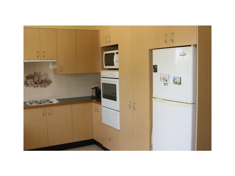 28 Hinchinbrook Avenue, Bethania QLD 4205