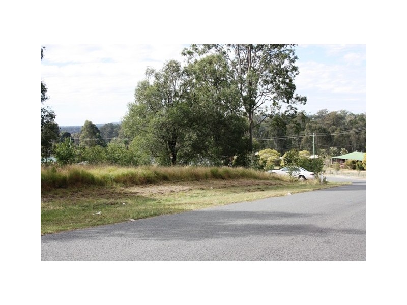 12 Champney Ct, Cedar Vale QLD 4285