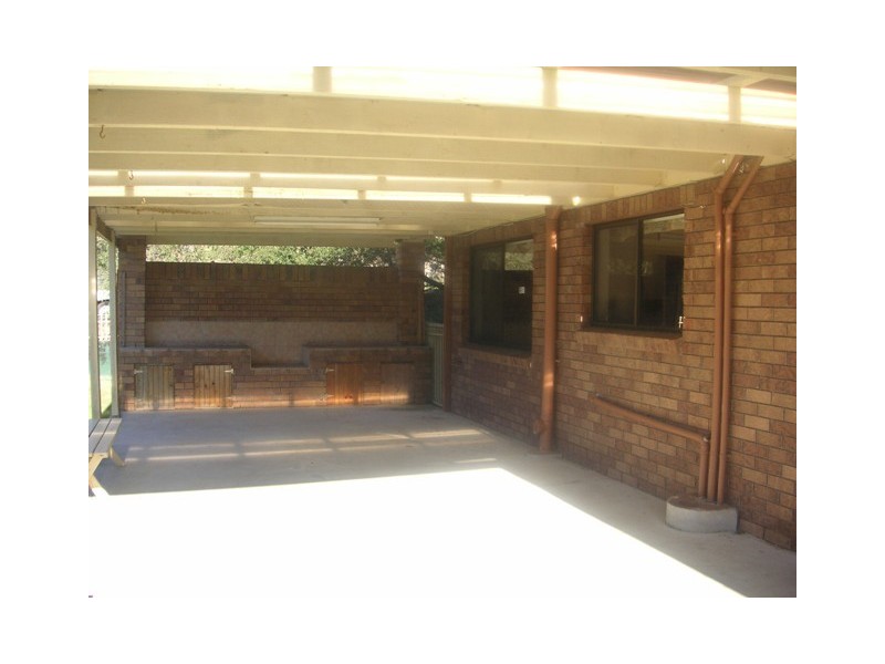 1 Bera Court, Shailer Park QLD 4128