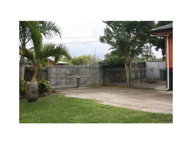 158 Smith Road, Woodridge QLD 4114